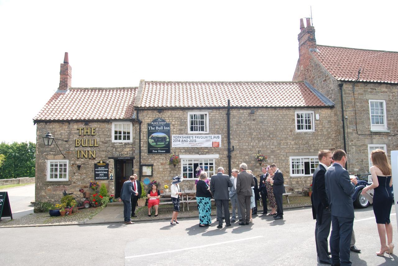 The Bull Inn West Tanfield Ripon Dış mekan fotoğraf